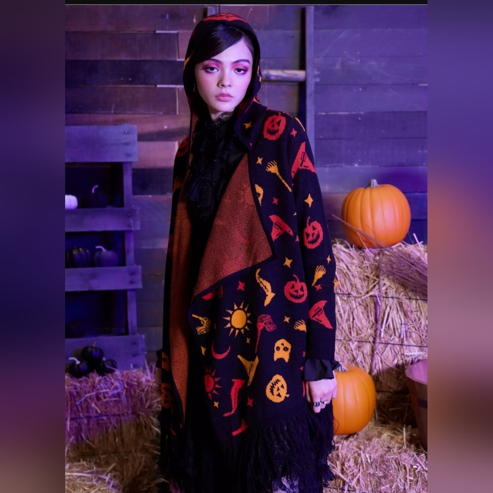 Her Universe Disney Hocus Pocus Dani Hooded Fringe Halloween Cardigan XL NWOT - Picture 4 of 17